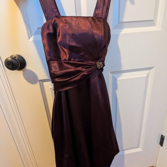 Plum Tea-Length Dress - Picture 3 of 4